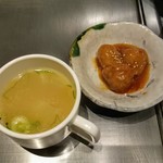 神戸六甲道・ぎゅんた - ランチセットのスープと、選択制の冷製ミートボール