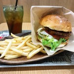 LION BURGER - 