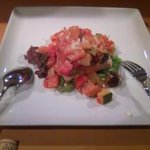 魚のソテーの野菜ソースがけはしっかりとした味わい