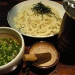 柳麺工房 十里 - （2011/6月）「つけ麺」の「醤油味」を太麺で