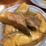 平野屋 - 肴も１００円から色々あります。