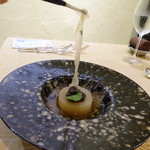 トゥ・ラ・ジョア - 何とくり抜いたのではなく、透き通るほど薄く桂剥きにして肉を巻き直したそうです