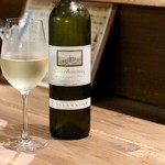 餃子とスパークリング バブルス - カスタノーヴェ シャルドネ