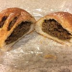 バックシュトゥーベ ツオップ - ドライカレーパン断面