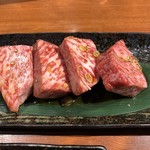 炭火焼肉ぐら - ぐらカルビ