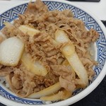 吉野家 - 牛丼大盛(税込み550円)