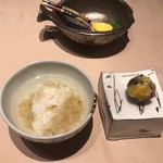 満愛貴 - 野菜に鰹、昆布、つくだ煮、海苔を混ぜ合わせた玉とお茶漬けご飯