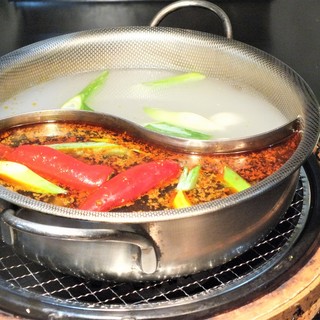 激辛好きにはたまらない絶品火鍋