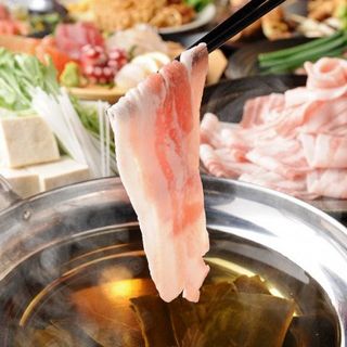 贅沢に 3時間飲み放題付 黒豚しゃぶしゃぶ食べ放題 全9品 4480円 3480円 宴会個室とお鍋 所沢日和 所沢プロぺ通り店 旧店名 個室でバカ盛り 飲むか食べるか 所沢 居酒屋 食べログ