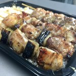 吾助 - 焼き鳥弁当…500円＋大盛り200円