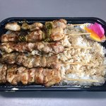 吾助 - 焼き鳥弁当…500円＋大盛り200円