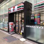 7-ELEVEN - 外観。