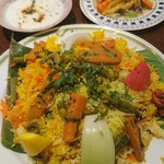 ハリマ・ケバブ・ビリヤニ - 季節の野菜ビリヤニ(ランチセット)