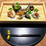 Shunzen Wada - 鮎、ずわい蟹、恵那鶏など