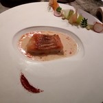 VEA - マナガツオ、四川チリオイル、発酵キャベツ