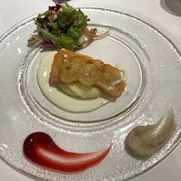 ルメルシマン オカモト - カリッとふっくらクエ。ソースとの相性が抜群
