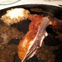 カンテサンス - ホロホロ鶏のロースト　とても良いうま味❗