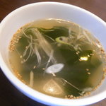 焼肉 腰塚 - ワカメスープ