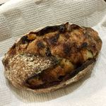 パンやきどころ RIKI - カシスオレンジとホワイトチョコ ¥270+税