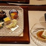 Kaneto - 前菜と枝豆の焼き豆腐