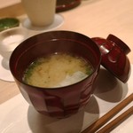 鮨みやもと - 味噌汁　海老の出汁が凄い