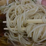 ラーメン ツバキヤ - らーめん750円　麺アップ