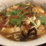 中華料理 慶 - 冷やし酸辣湯麺