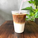 新田珈琲 - ドリンク写真:アイスカフェラテ