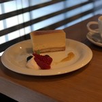 sec cafe 02 - 月いろﾁｰｽﾞｹｰｷ