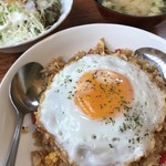 ダイニング 木戸 - 週替わり(ナシゴレンチャーハン)700円
