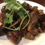 大衆中遊華食堂 八戒 - ラムスペアリブと麻天唐辛子