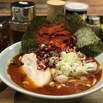 鶴一家 - トップフォト 地獄ラーメン 極辛