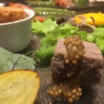 キャトルラパン - パテカンには粒マスタードがよくあいますネェ