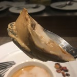 キャトルラパン - 下にはババロアが隠れてますよー