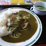 ラサニ - （日替り）ほうれん草とチキンのカレー