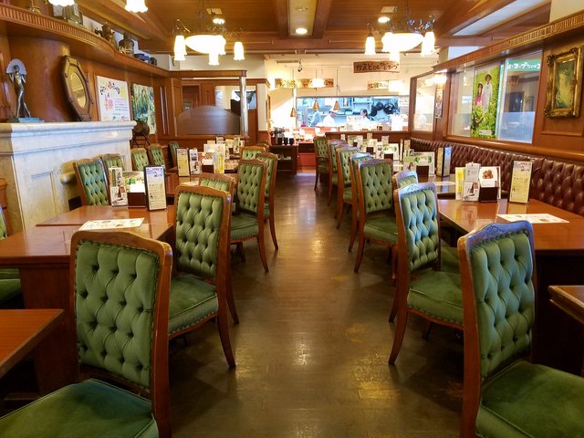 Loites レストラン 飲食店の検索 カラカラパレット久茂地店