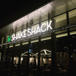 キャトルラパン - いつも行列ですね、そのうち飽きて来るでしょう