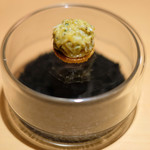 サンプリシテ - ランチコース 5940円 のシラスのマドレーヌ