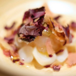 サンプリシテ - ランチコース 5940円 の2日間熟成した函館産牡丹海老と液体窒素の薔薇