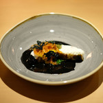 サンプリシテ - ランチコース 5940円 の五島林鮮魚店の平鱸と桜海老 アオリイカの内臓のスープ・ド・ポワソン