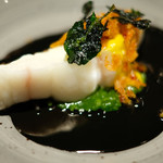 サンプリシテ - ランチコース 5940円 の五島林鮮魚店の平鱸と桜海老 アオリイカの内臓のスープ・ド・ポワソン