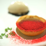 サンプリシテ - ランチコース 5940円 の丸久小山円のほうじ茶の温製フォンダンと冷製アイス