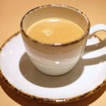 サンプリシテ - ランチコース 5940円 のコーヒー