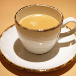 サンプリシテ - ランチコース 5940円 のコーヒー