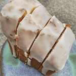 チクテベーカリー - パウンドケーキ（シトロン）カットしました！