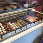 Santeo - ショーケースに美味しそうなイタリアンスイーツ(^^