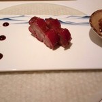 Duddell's - Duddel's前菜盛り合わせ 　子豚のロースト、蜂蜜味イベリコ豚叉焼、ナマコとクラゲのマリネ