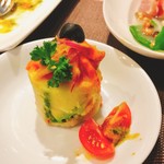 ペルー版ポテトツナサラダ、カウサ