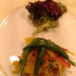 北島亭 - あかざえびのソテー じゃがいもカリカリ焼きサラダ仕立て