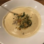 Tommy Bahama Restaurant, Bar & Store - クリームスープ